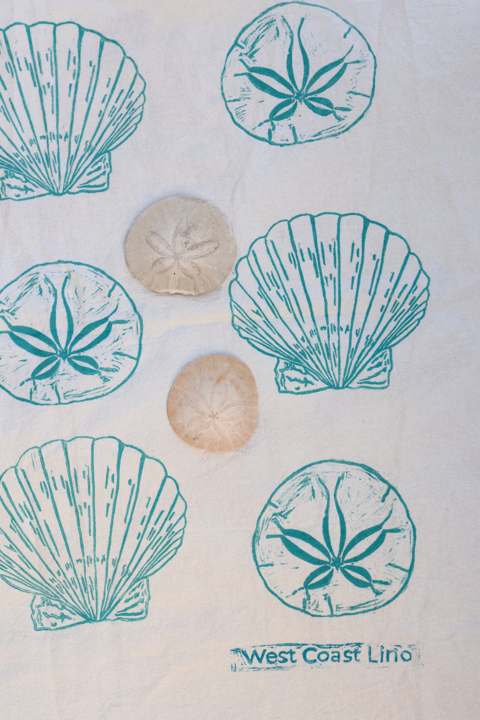 Sand Dollar and Shell Tea Towel - Image 4